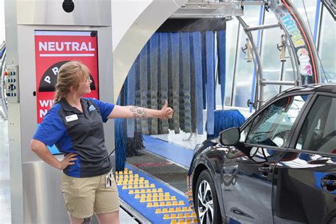 Blue Tide Car Wash | Touchless & Tunnel Car Wash Services