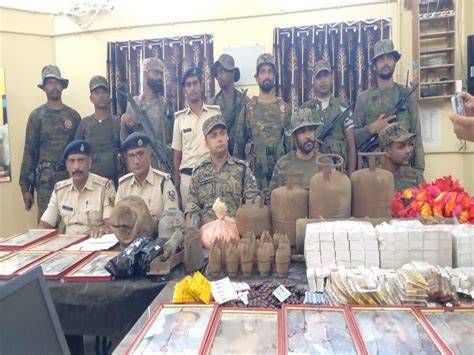 Bihar: सर्च ऑपरेशन के दौरान नक्सलियों के ठिकाने से मिला हैंड ग्रेनेड और ...