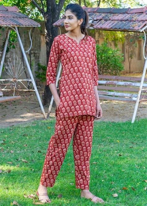 Get Maroon Flower Cotton Co-Ords at ₹ 1299 | LBB Shop