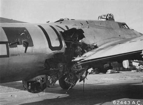 17 Images of Damaged B-17 Bombers That Miraculously Made It Home | War ...