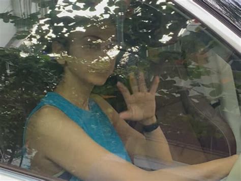 Rakul Preet Singh visits Jackky Bhagnani’s home ahead of their wedding ...