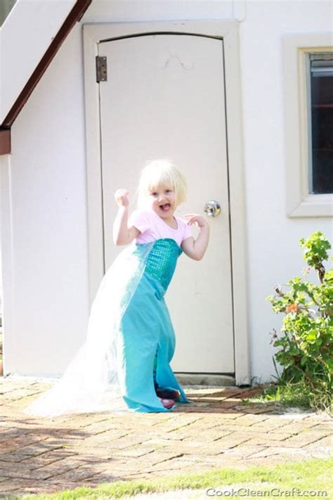 Image result for Elsa Cosplay Tutorial