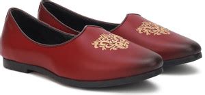 Bata JALSA ETHNIC Jutis For Men - Buy Bata JALSA ETHNIC Jutis For Men ...