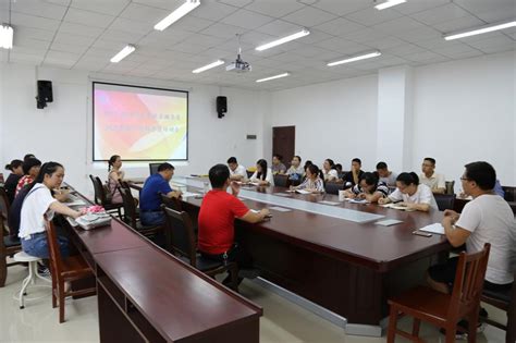 学校举办第45期辅导员论坛暨“最美高校辅导员”直播大讲堂-山东科技大学新闻网