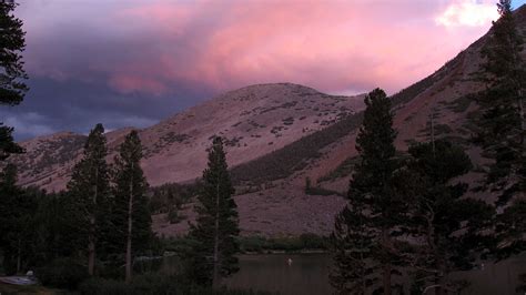 Virginia Lakes Resort Wallpaper