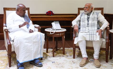 ಎಚ್ ಡಿ ದೇವೇಗೌಡಗೆ ಕರೆ ಮಾಡಿ ಆರೋಗ್ಯ ವಿಚಾರಿಸಿದ ಪ್ರಧಾನಿ ಮೋದಿ | PM Modi calls ...