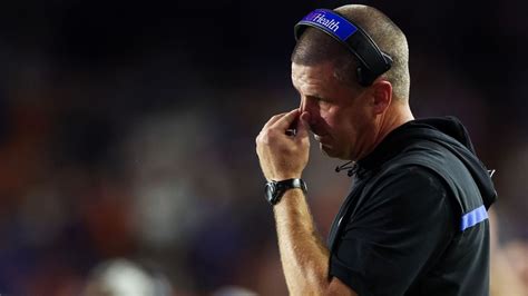 Napier: Gators DT Bett laments spitting incident, will apologize - ESPN