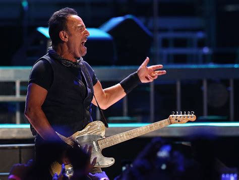 Bruce Springsteen's N.J. concert was nearly 4 hours of ageless ...