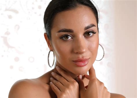 Aria - Paisley Sky 2 / AvaxHome