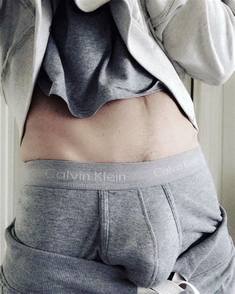 Bulging Boxer Tent 的图像结果