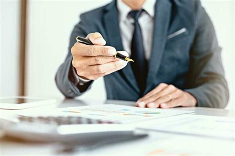 Free Pictures of Business People 的图像结果