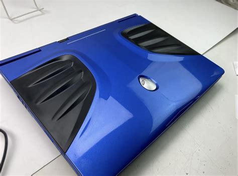 Alienware Laptop Back Design 的图像结果