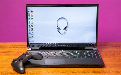Alienware Area 51 Laptop 的图像结果