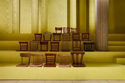 2025 가을 겨울 패션쇼 | 미우미우 공식 온라인 스토어