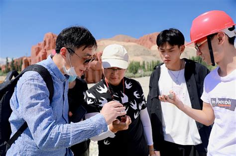这所中国最西部的大学，正为新疆喀什带来“诗和远方”