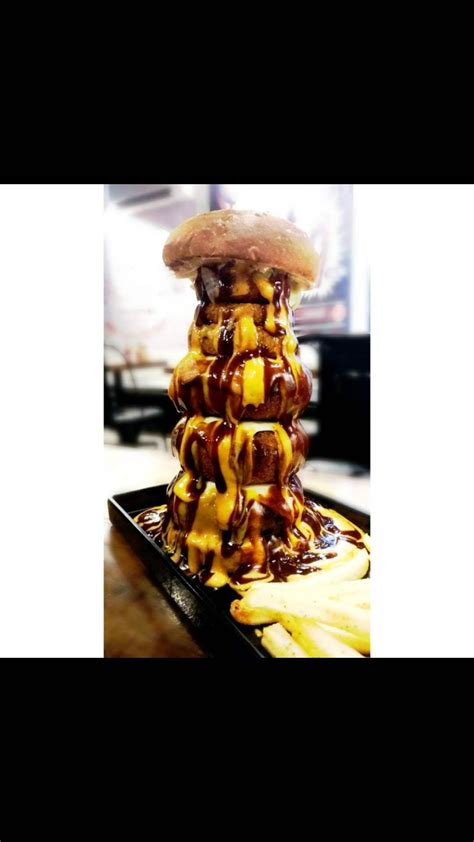 Howra Burger Is Offering You The Biggest Burger In Town | LBB
