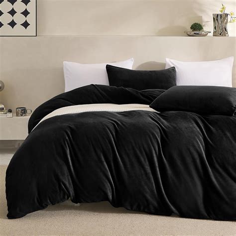 Amazon.com: JELLYMONI Black Velvet Duvet Cover Queen Size - Ultra Soft ...