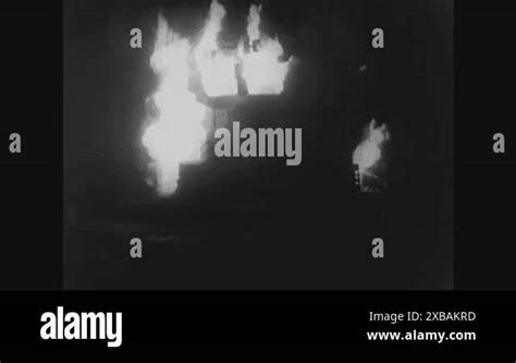 16 Inch Guns 的图像结果