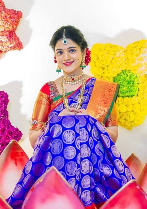 50 Stunning Bridal Sarees That Are Our Favourites From The Year 2017 ...