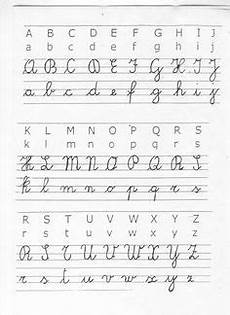 lettere italiane in corsivo un semplice tabellone con le lettere dell alfabeto nei lettere italiane in corsivo un semplice tabellone con le lettere dell alfabeto nei