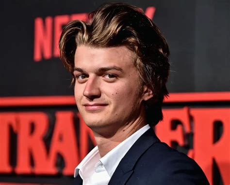 Joe Keery Height, Weight, Age, Net Worth, Career, And More - Bioinfolabe