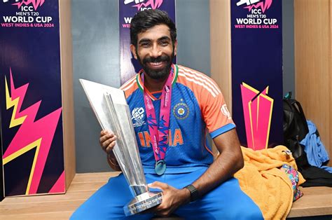 Jasprit Bumrah bowls to Shreyas Iyer in the nets with unique action ...