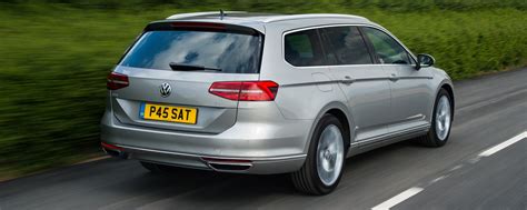 Volkswagen Passat Review | Motors.co.uk
