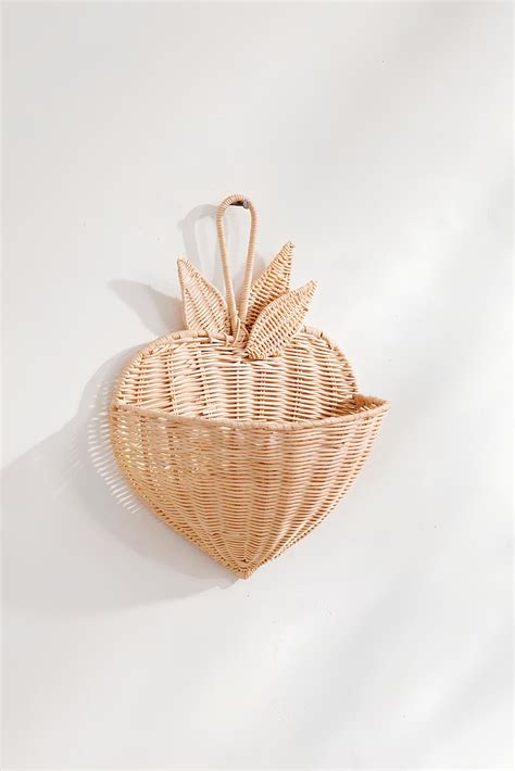 Rattan Wall Plant Pots | Cane Wall Flower Pots | Bamboo Wall Planters ...