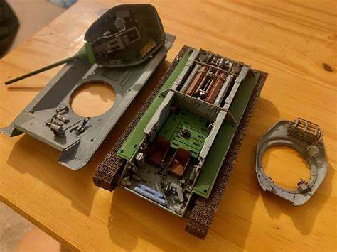 Building Scale Model Tanks 的图像结果