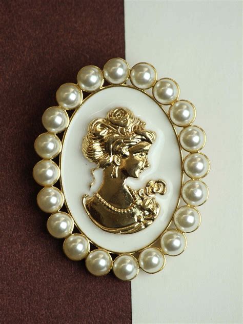 Athena Brooch