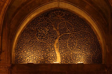 Sidi Saiyyed Mosque - Famouse Sidi Saiyyed Jali of Ahmedabad