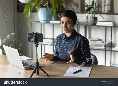 Recording Webinar On Computer 的图像结果