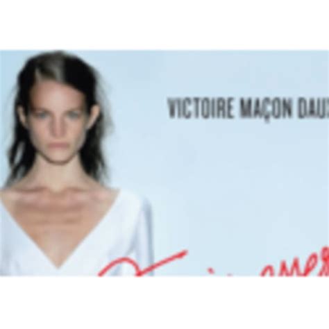 Ex-top model holds fashion world to account on anorexia ...