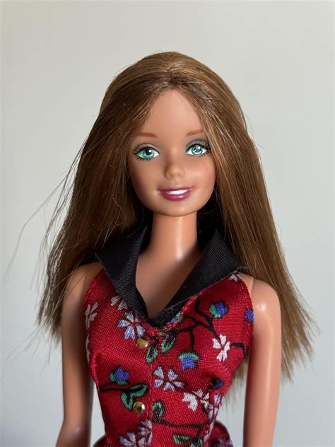 Restored some of my old Barbies lips 💋😅🩷 : r/Barbie