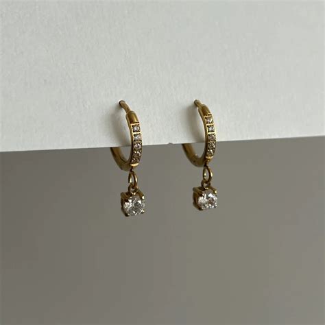 Amour Crystal earrings-18k Gold Plated