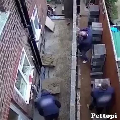 The Best 18 Funny Song Lyrics To Send To Your Best Friend - ambalifeesz