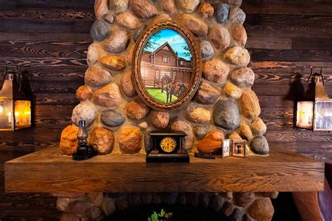 New Disney Vacation Club Lounge Opens at Magic Kingdom Park - INTERCOT