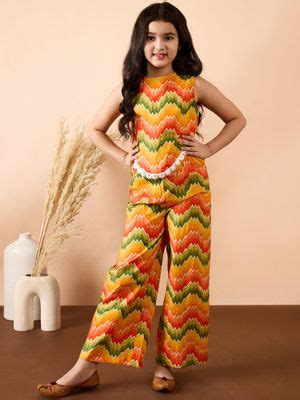 Buy Stylo Bug Girls All Over Print Round Neck Top & Pant Multi (Set of ...