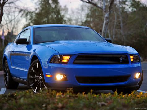 Ford Mustang V6 (2011) - picture 3 of 44