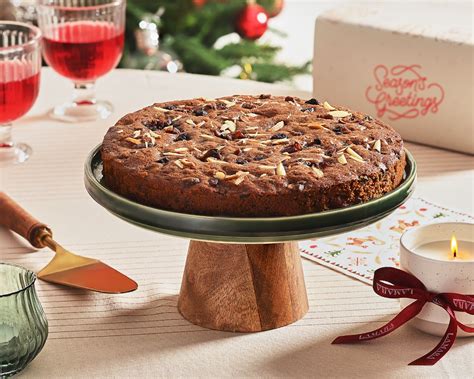 Lamara Patisserie / Premium Luxury Celebration Cakes / Online Delivery ...