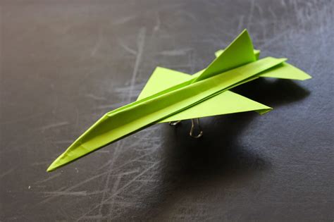 paper origami airplanes ~ art classes kids