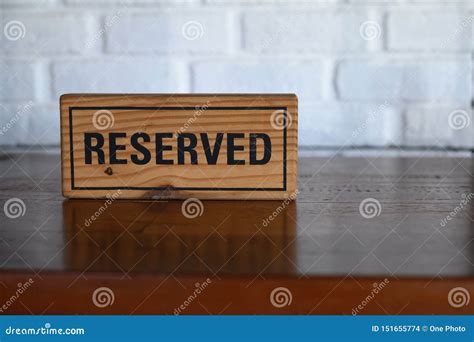 Restaurant Reserved Table Sign 的图像结果