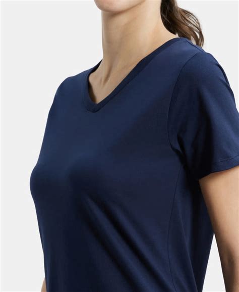 Buy Super Combed Cotton Rich Fabric Relaxed Fit V-Neck Half Sleeve T ...