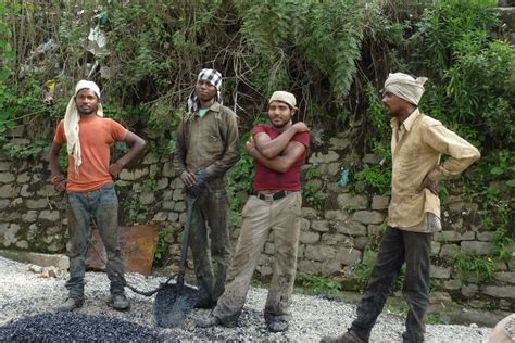 6 Local People 的图像结果