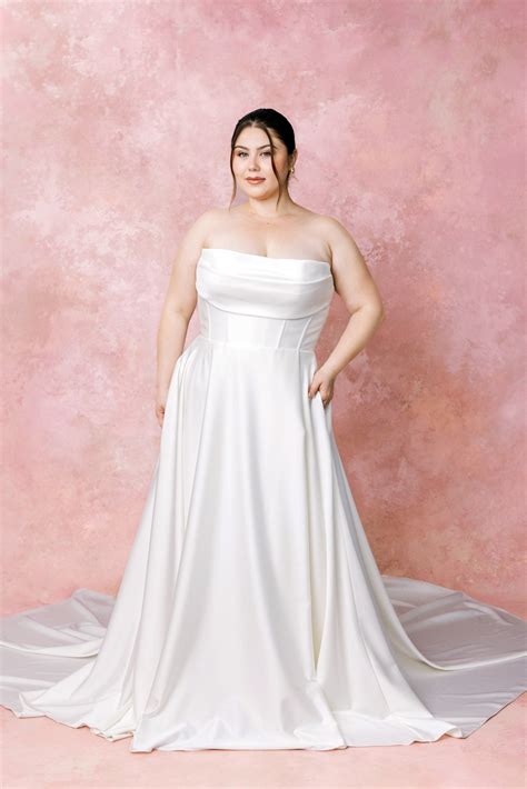 Plus Size Wedding Dresses - The White Flower - San Diego, CA