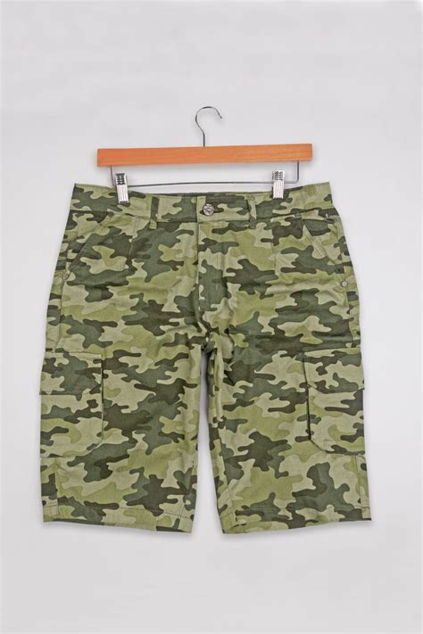 Buy Shorts For Men: Casual and Printed Cotton Shorts for Best Price