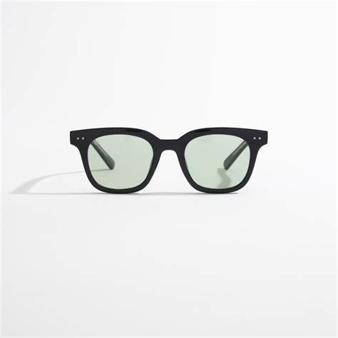 Buy um classic wayfarer // 003 Eyewear Online – Urban Monkey®