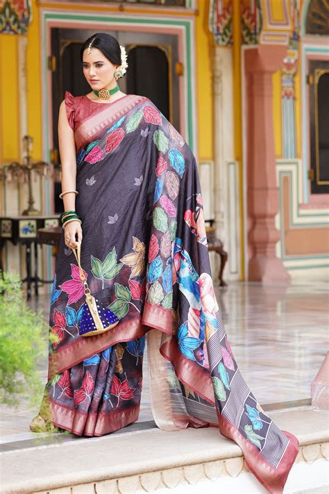 RAJGHARANA Floral Printed Handloom Silk Saree Solid Zari Border Contra ...