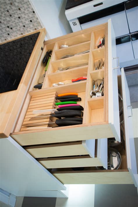 Keittiö – Vaihe 12: Keittiö on nyt VALMIS? – Rintamamiestalon uudet asukit