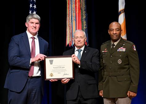 SMDC senior civilian wins top Army award | Article | The United States Army